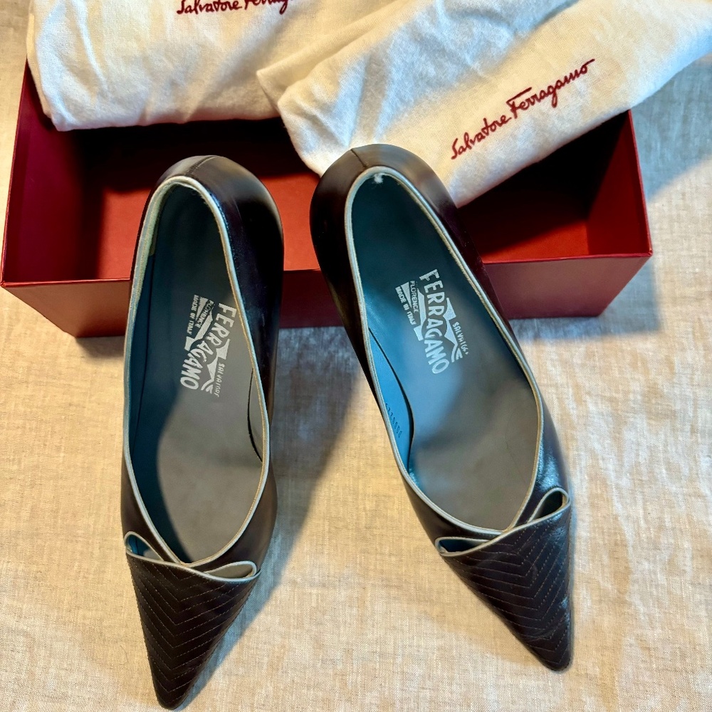 Ferragamo Brown w pale Blue Trim